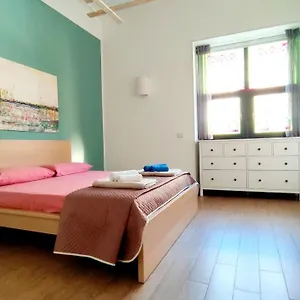 Casa San Crispino, Boccetta. Apartment Messina