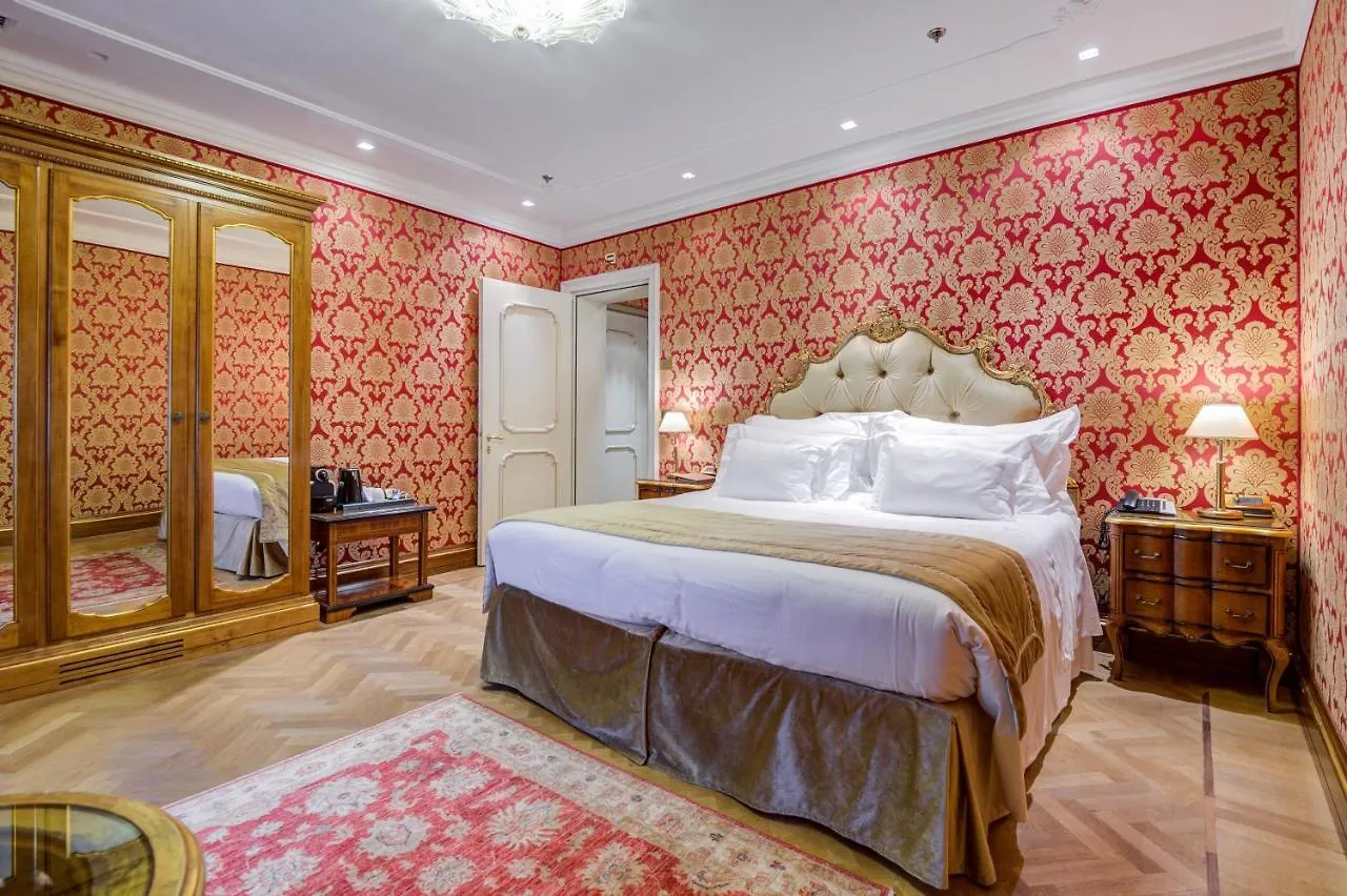 Hotel Ai Reali - Small Luxury Hotels Of The World Venedik