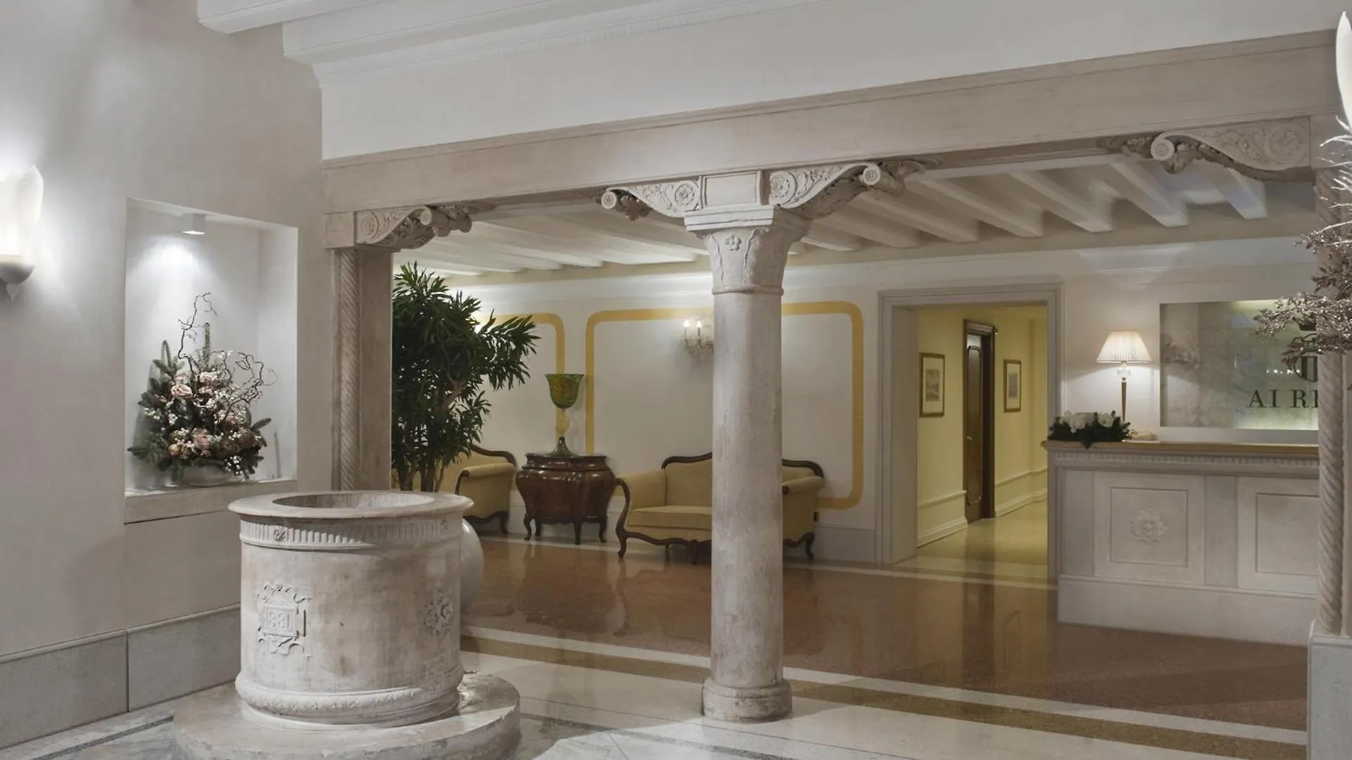 Hotel Ai Reali - Small Luxury Hotels Of The World Venedik İtalya